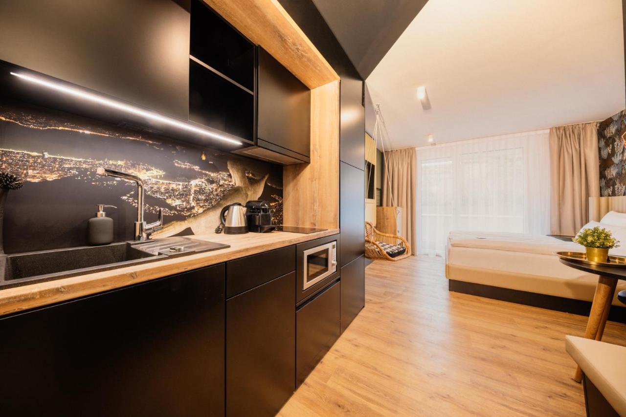 Апарт отель Rioca Stuttgart Posto 4 Экстерьер фото